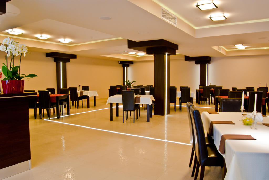 Hotel Zajazd Mazowsze Slupno Bagian luar foto